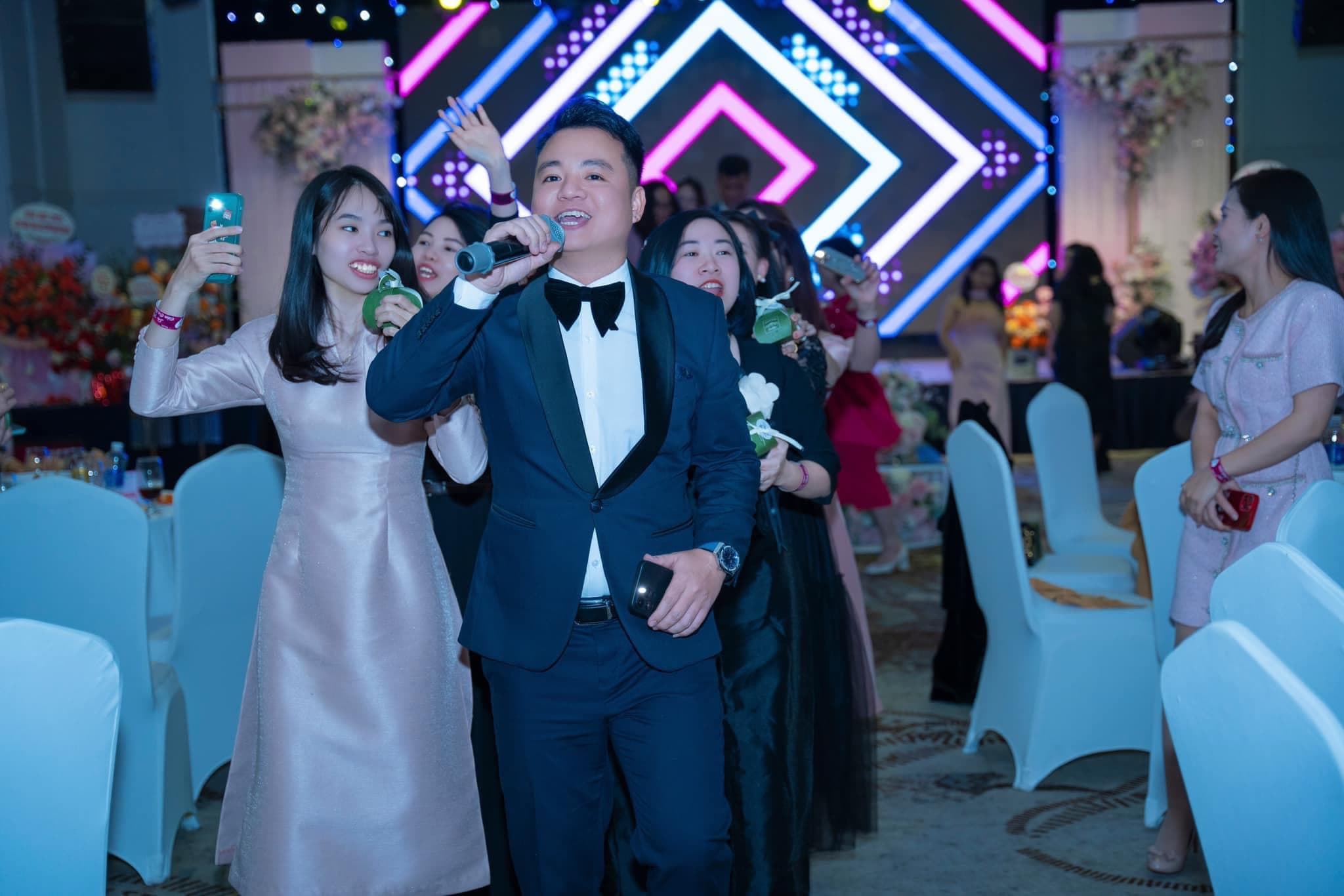 MC Hồ Tuấn Anh